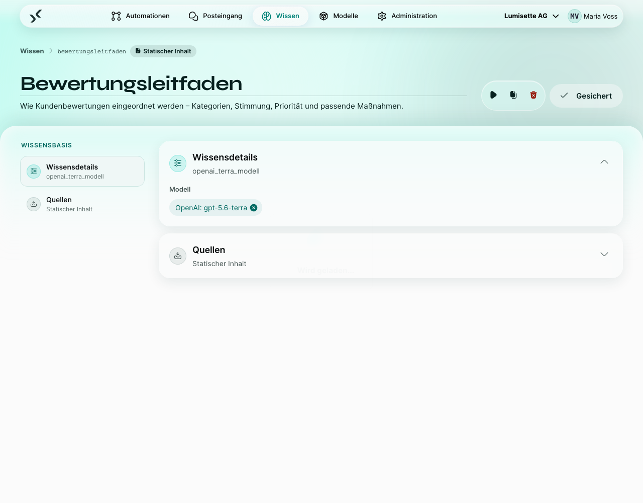 Der Editor der Wissensbasis mit der Quellenkonfiguration, der Modellauswahl und der Werkzeugleiste (Jobs, Testen, Duplizieren, Aktualisieren, Entfernen, Speichern).